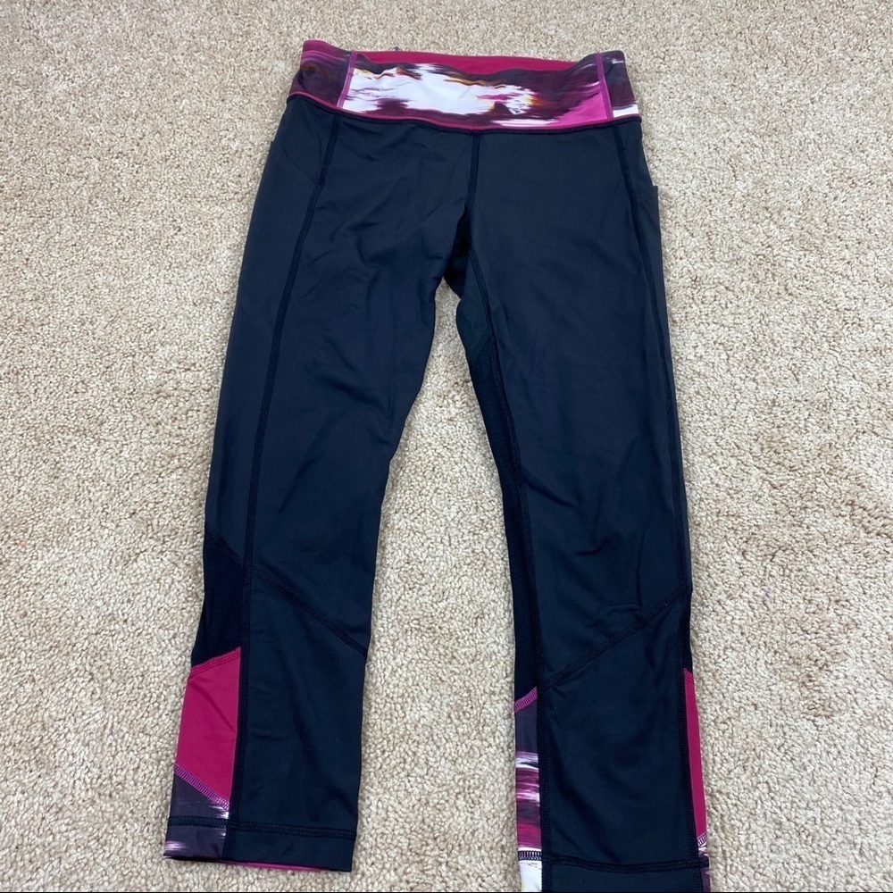 Lululemon Black Crop Capri Athletic Leggings Women Size 6